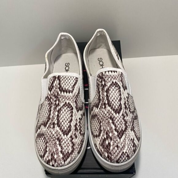 SOHO Girls Faux Snakeskin Embossed Slip Ons ~ Women’s Size 10 ~ Style Jerry-2 - Picture 1 of 9